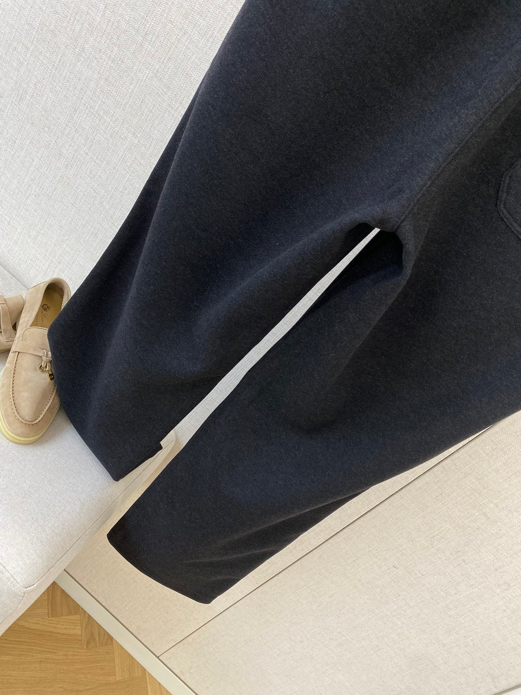 Loro Piana Schwarze Herren Freizeithose aus weichem Material mit Tunnelzug