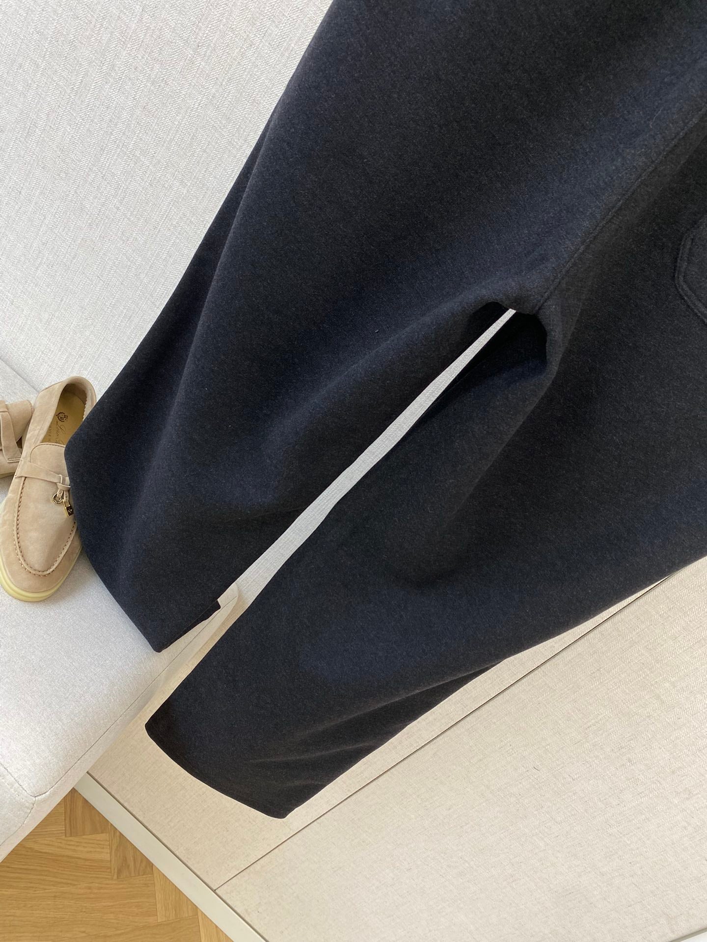 Loro Piana Schwarze Herren Freizeithose aus weichem Material mit Tunnelzug