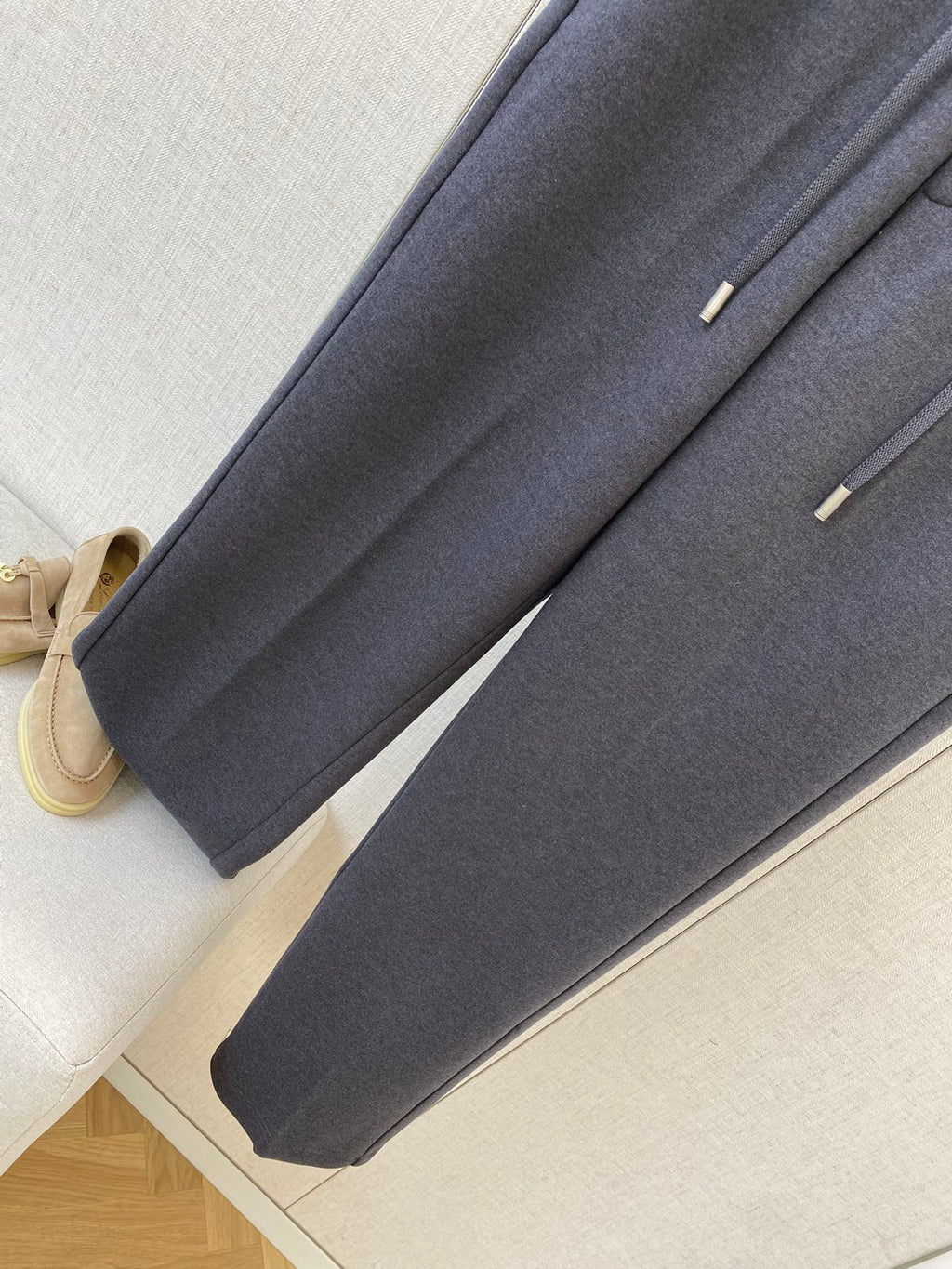 Loro Piana Luxuriöse Herren Jogginghose aus navyblauem Baumwollmix für den Winter