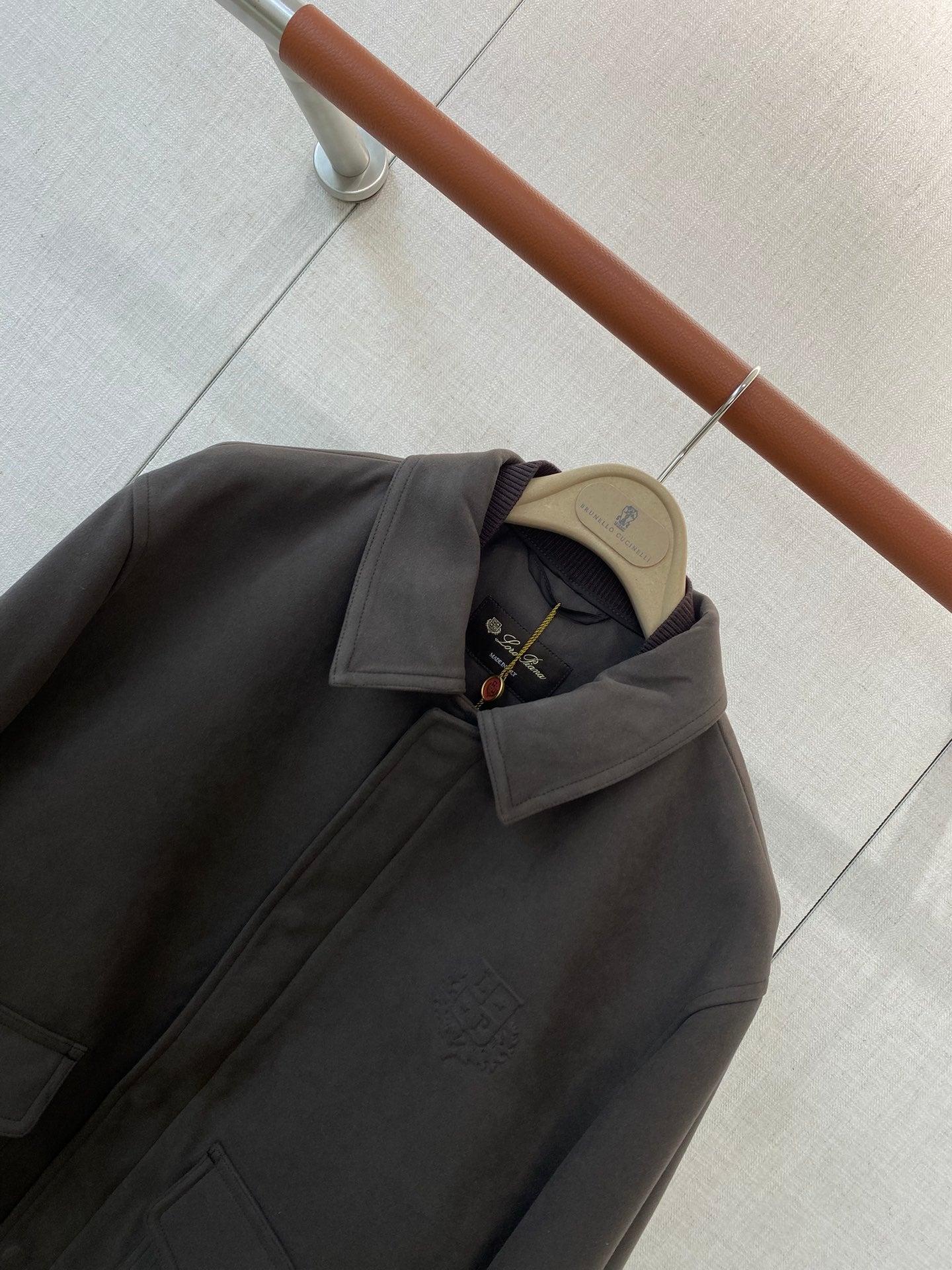 Loro Piana Dunkelgraue Jacke aus Techno-Gewebe mit aufgesetzten Taschen