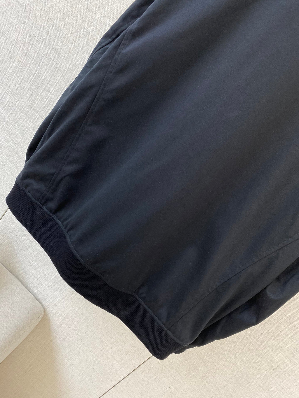 Loro Piana Dunkelblaue Jacke aus Techno-Gewebe mit aufgesetzten Taschen