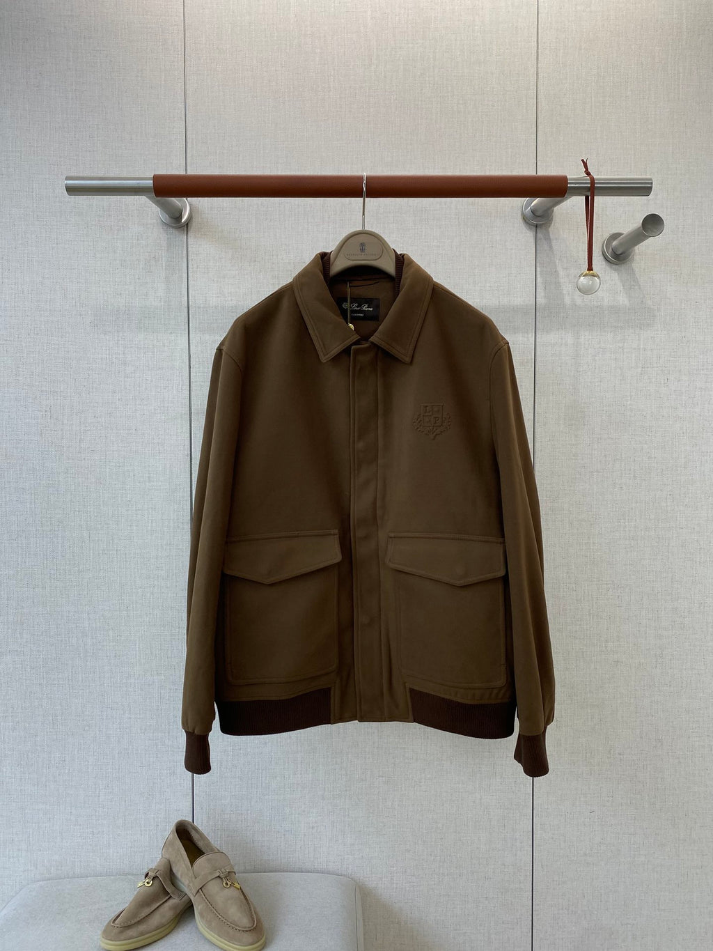 Loro Piana Braune Jacke aus Techno-Gewebe mit aufgesetzten Taschen