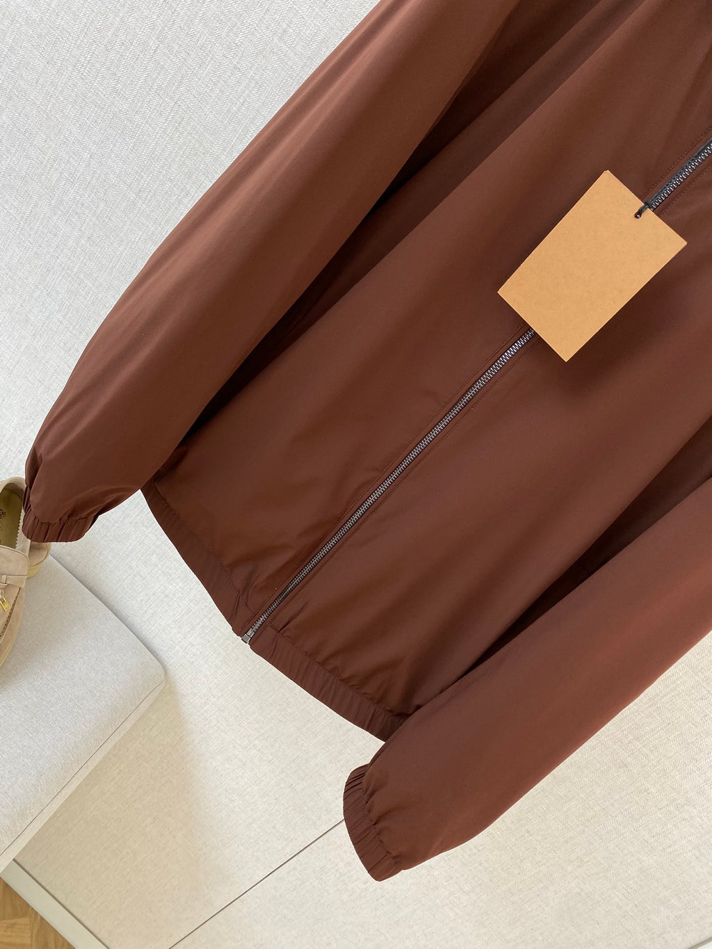 ZEGNA Herren-Kapuzenjacke mit Zipper Braun mit Kontrastfutter in Blau