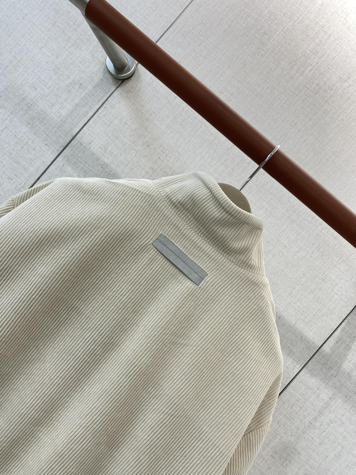 ZEGNA Herren-Strickjacke mit Zipper und Stehkragen Creme
