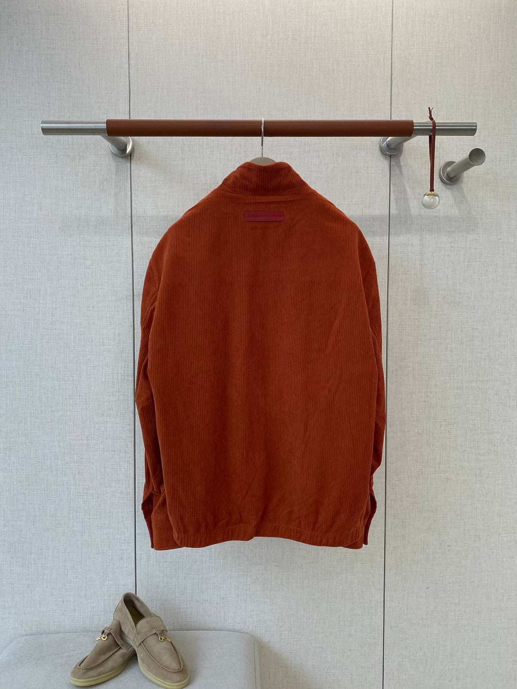 ZEGNA Herren-Cordjacke mit Zipper und Stehkragen Rostbraun