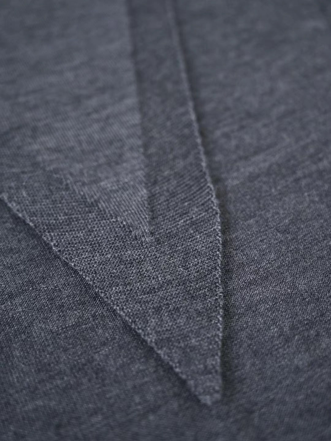 Loro Piana Superfine Cashmere Schal in Dunkelgrau