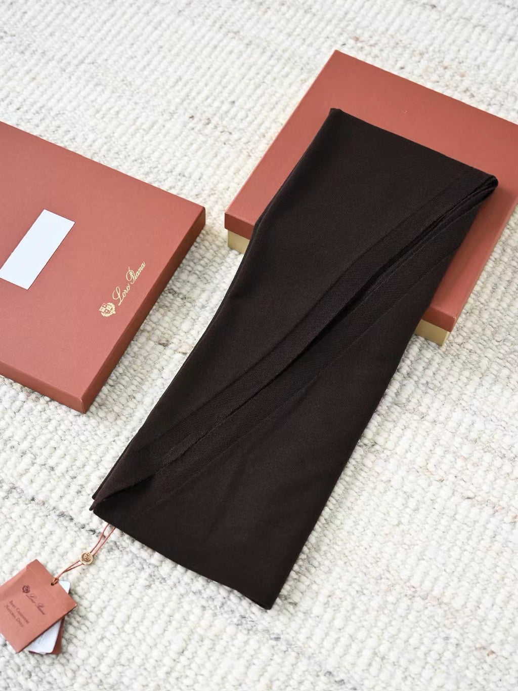 Loro Piana – Superfine Cashmere Schal in Dunkelbraun