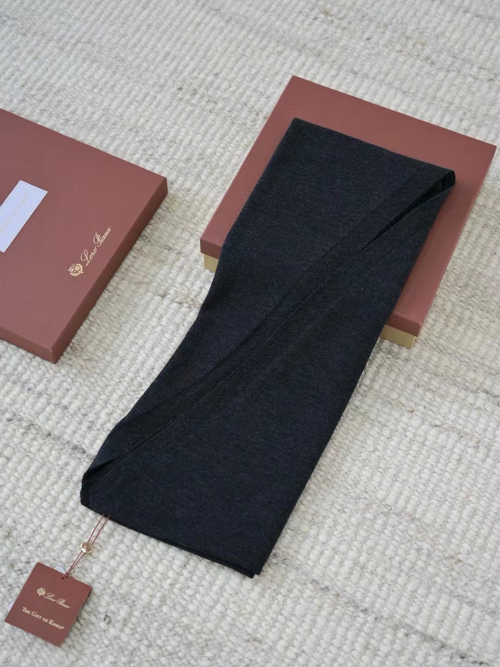 Loro Piana Kaschmirschal Dunkelgrau – Luxuriöser Herren-Schal aus feinem Cashmere