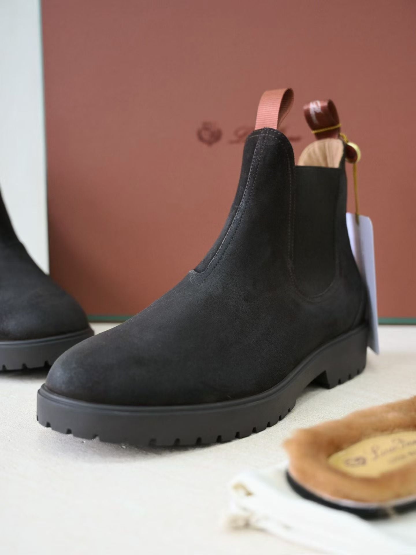 Loro Piana Herren-Wildleder-Chelsea-Boots Open Walk mit Profilsohle