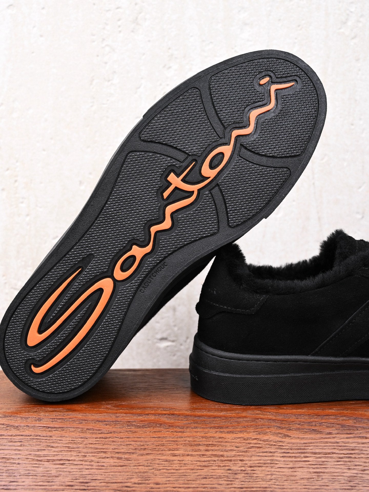 Santoni Veloursleder-Sneaker mit Lammfellfutter in Schwarz