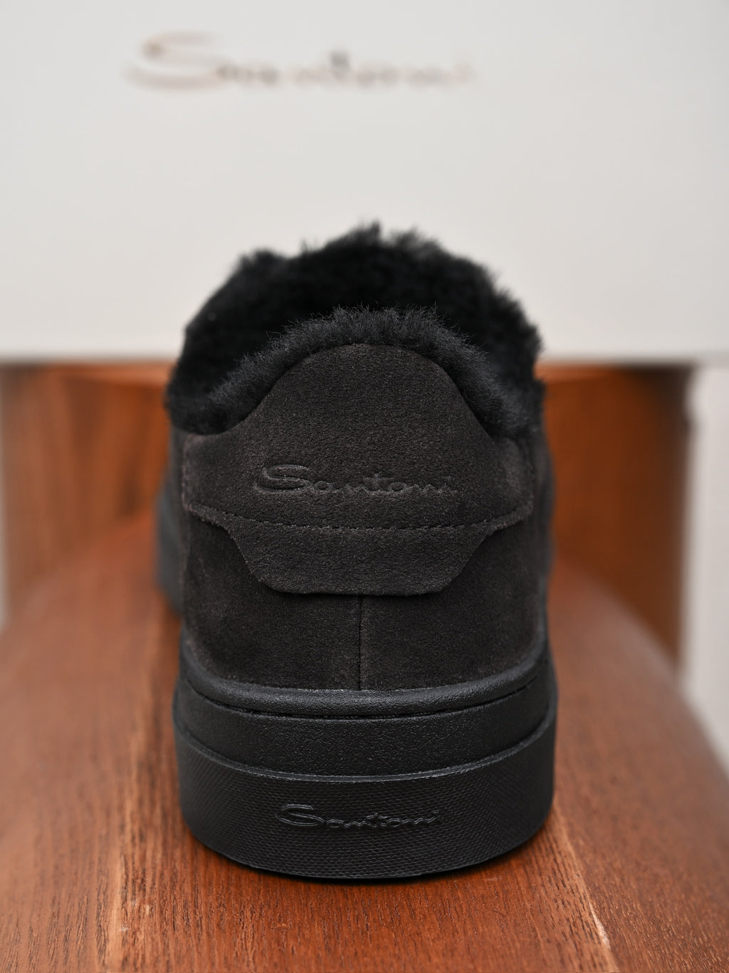 Santoni Veloursleder-Sneaker mit Lammfellfutter in Schwarz (Dunkelanthrazit)