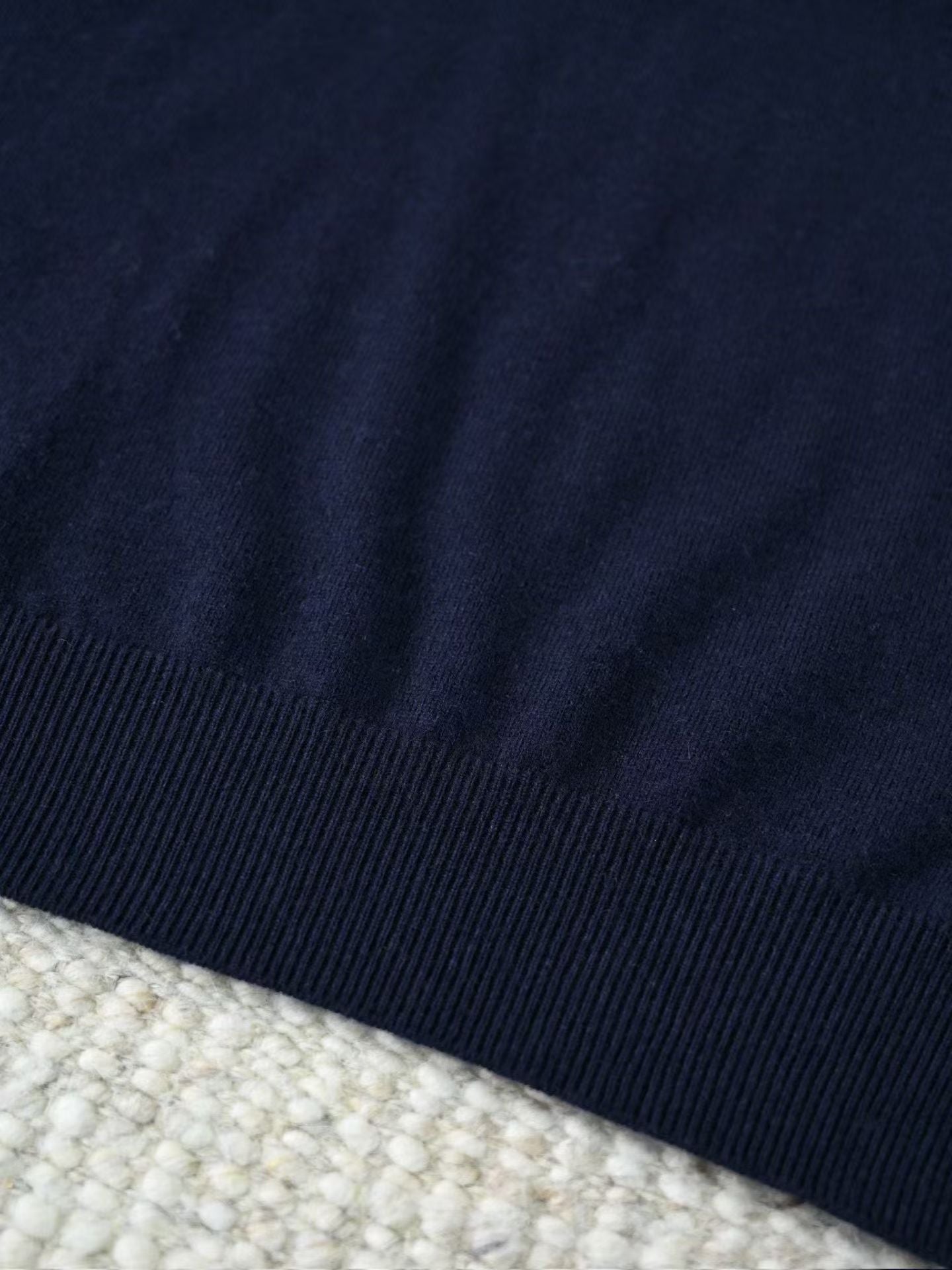 Loro Piana Herren-Pullover aus Baby-Kaschmir in Marineblau