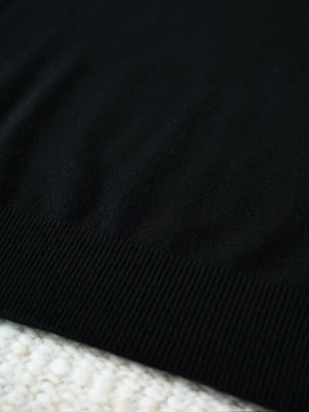 Loro Piana Herren-Pullover aus Baby-Kaschmir in Schwarz