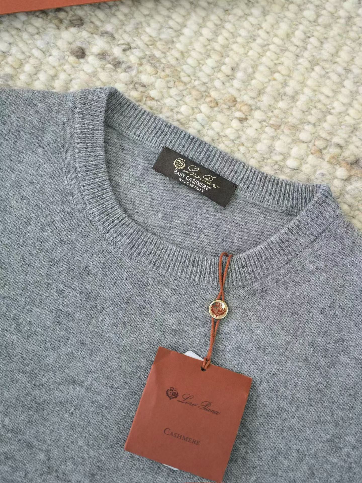 Loro Piana Herren-Pullover aus Baby-Kaschmir in Hellgrau