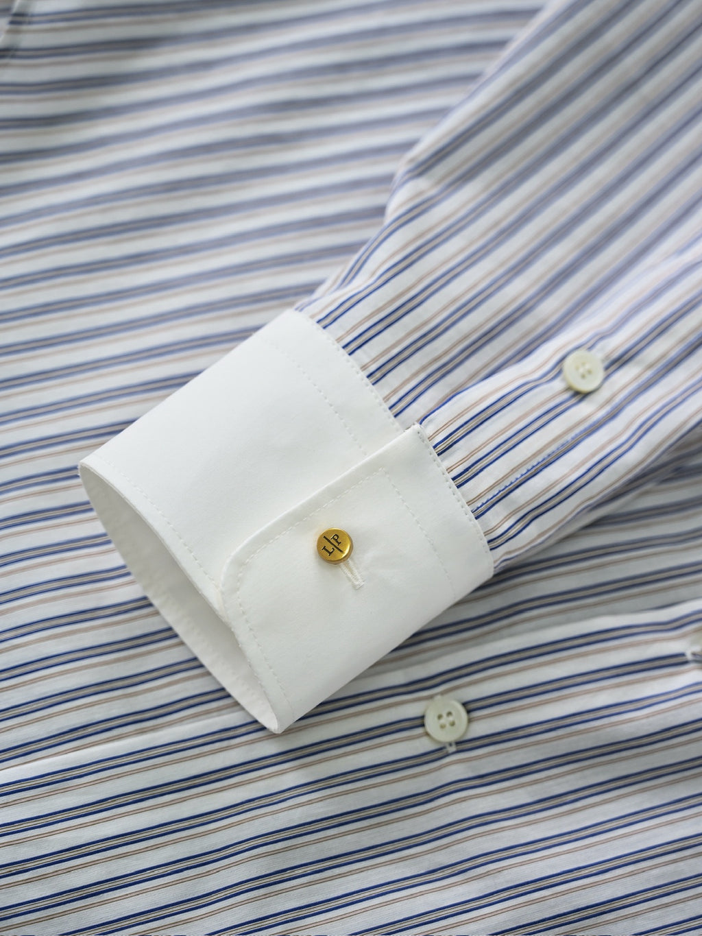 Loro Piana Herren-Hemd aus Baumwolle mit blau-weissem Streifenmuster