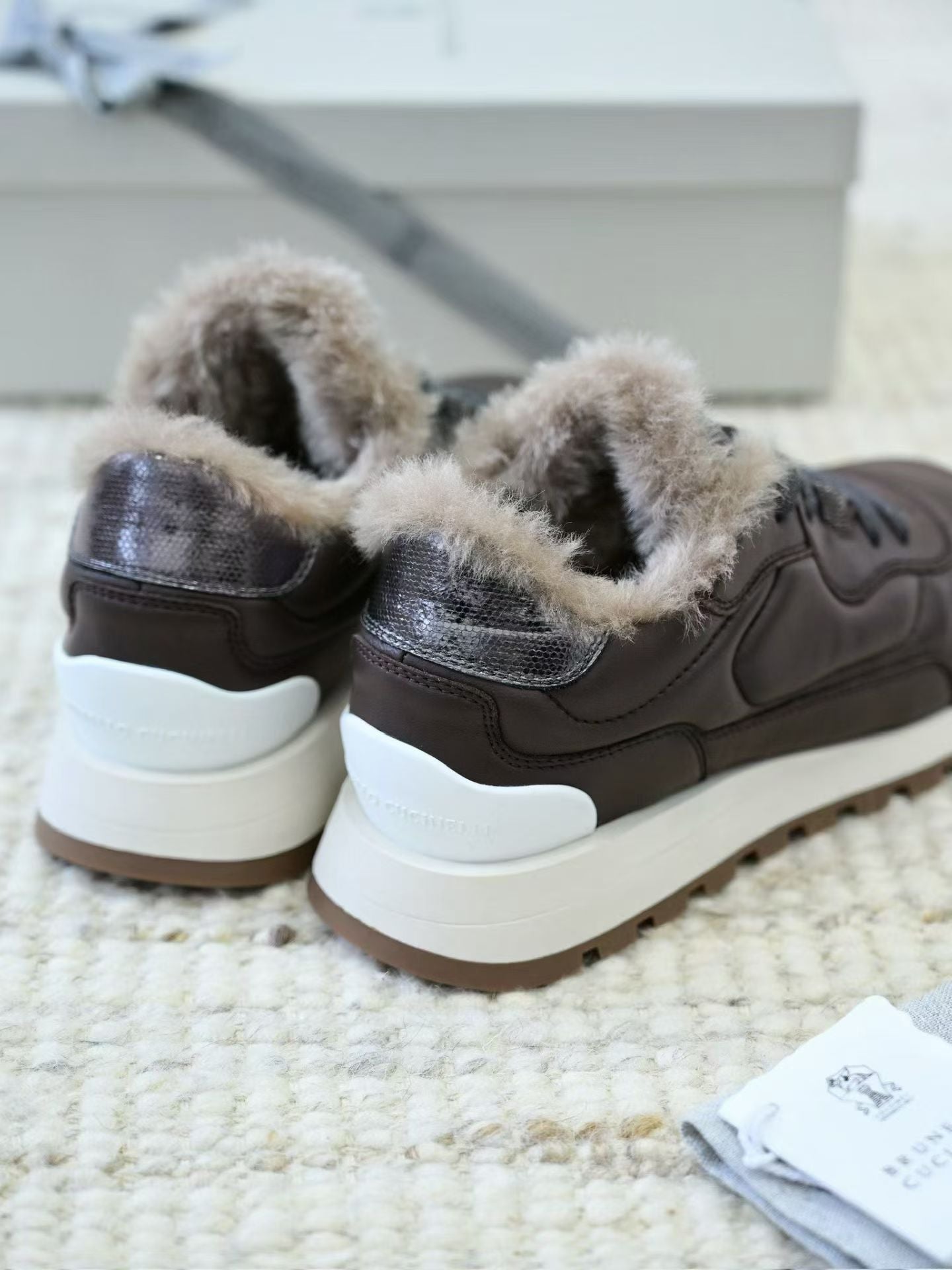 Brunello Cucinelli Damen Leder Sneaker mit Lammfell Futter