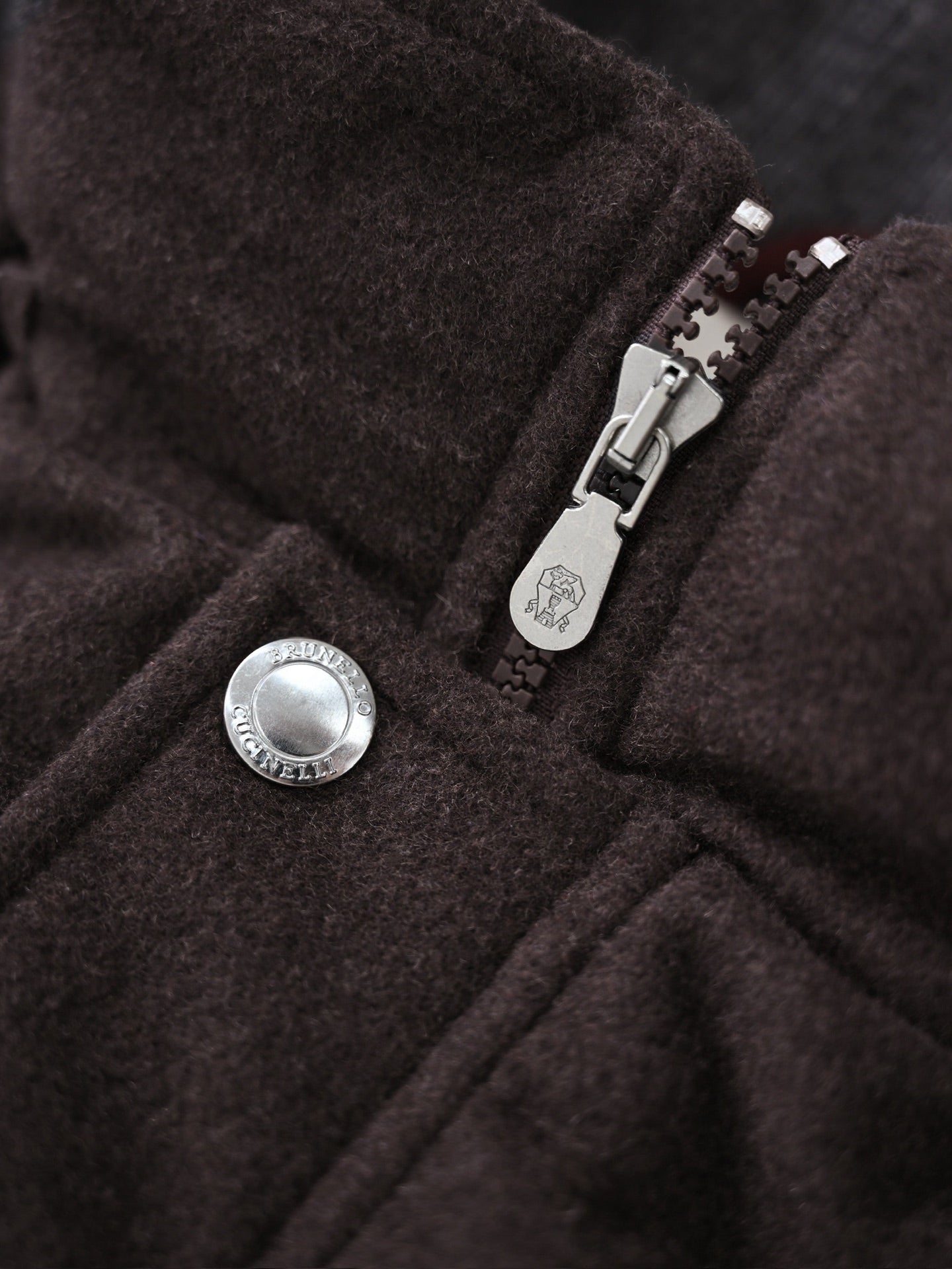 Brunello Cucinelli Herren Daunenparka aus Wollmix mit Kapuze – Dunkelbraun