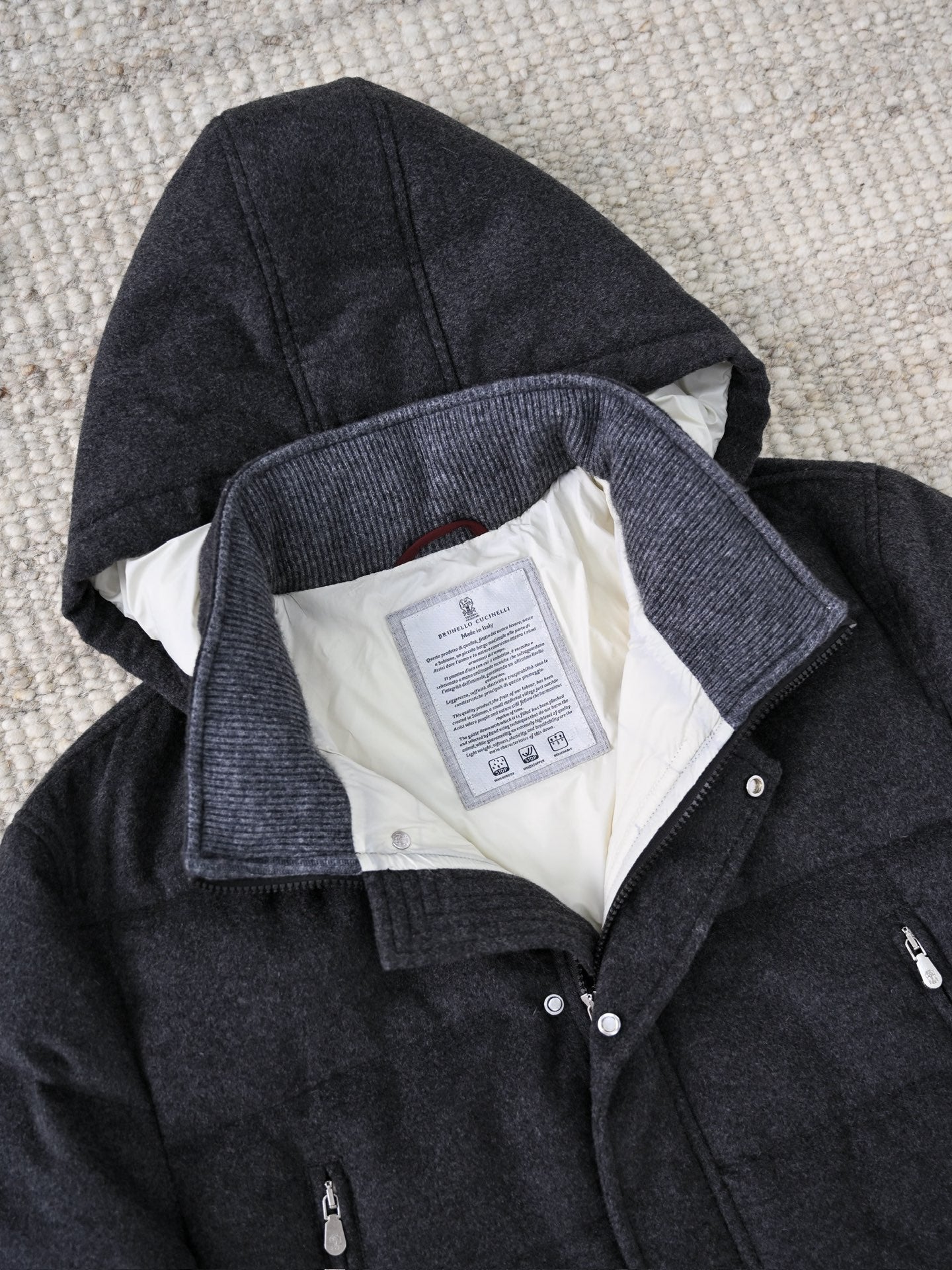 Brunello Cucinelli Herren Daunenparka aus Wollmix mit Kapuze (Dunkelgrau)