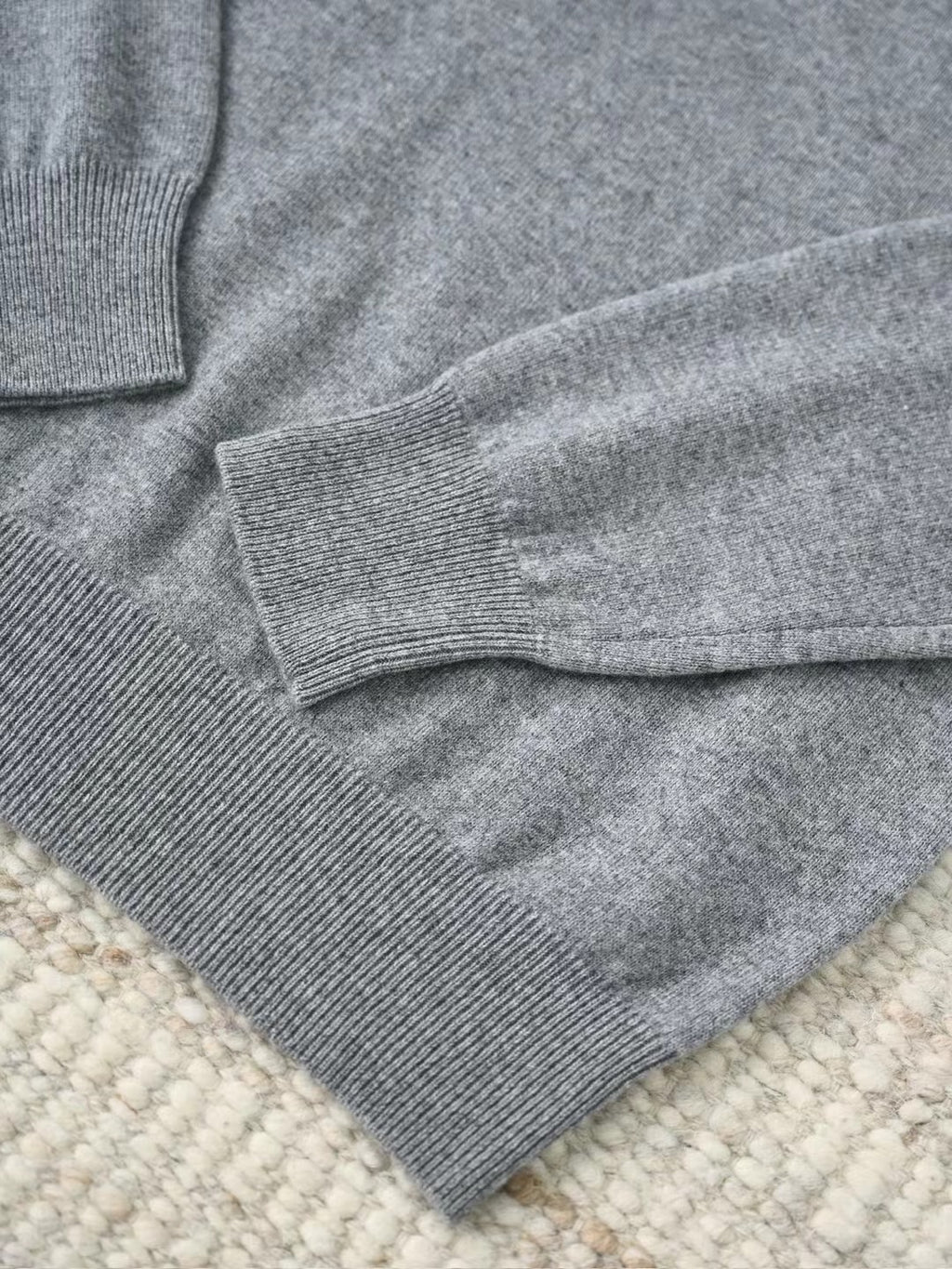Sweater - Lightgrey