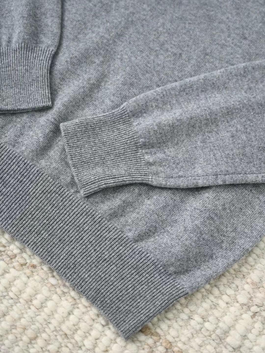 Sweater - Lightgrey