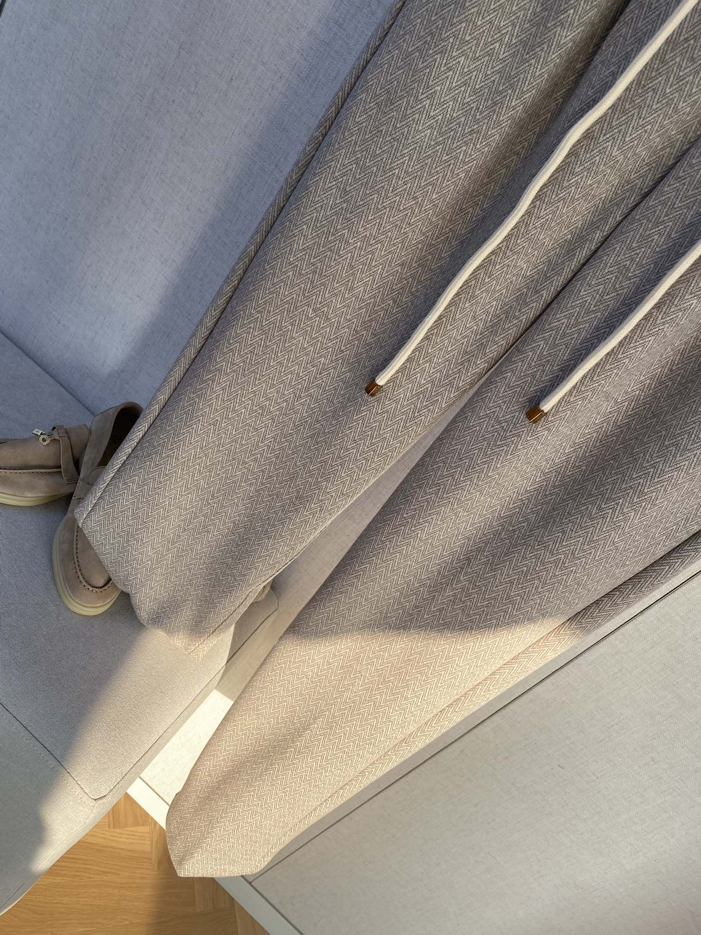 Trousers - Greywhite