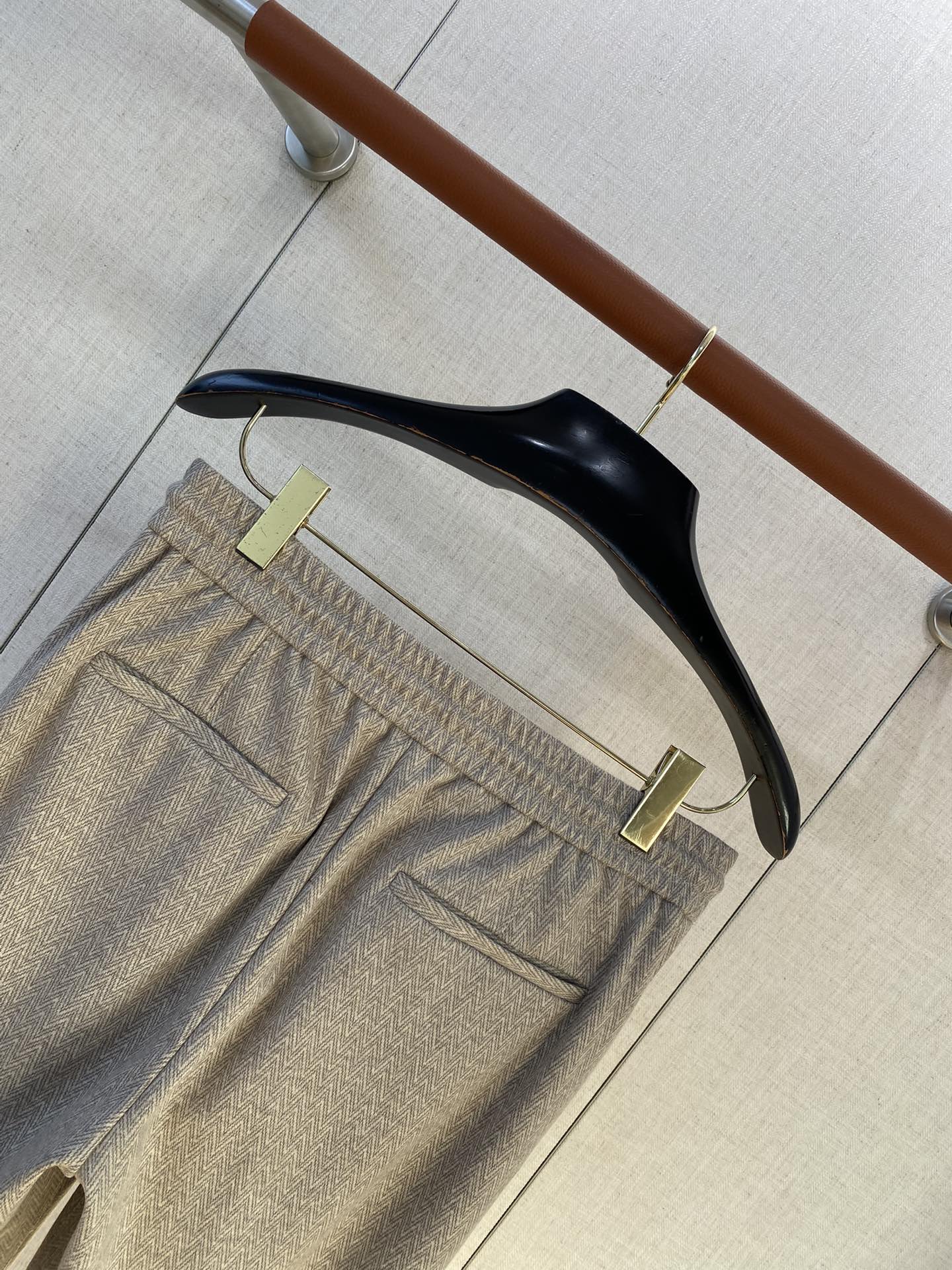 Trousers - Greywhite